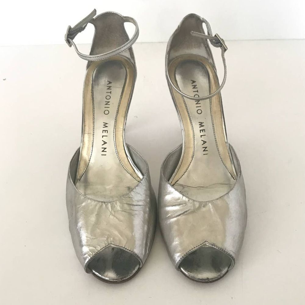 Antonio Melani Silver Metallic Peeptoe Ankle Strap Heels • Size 7 🔴